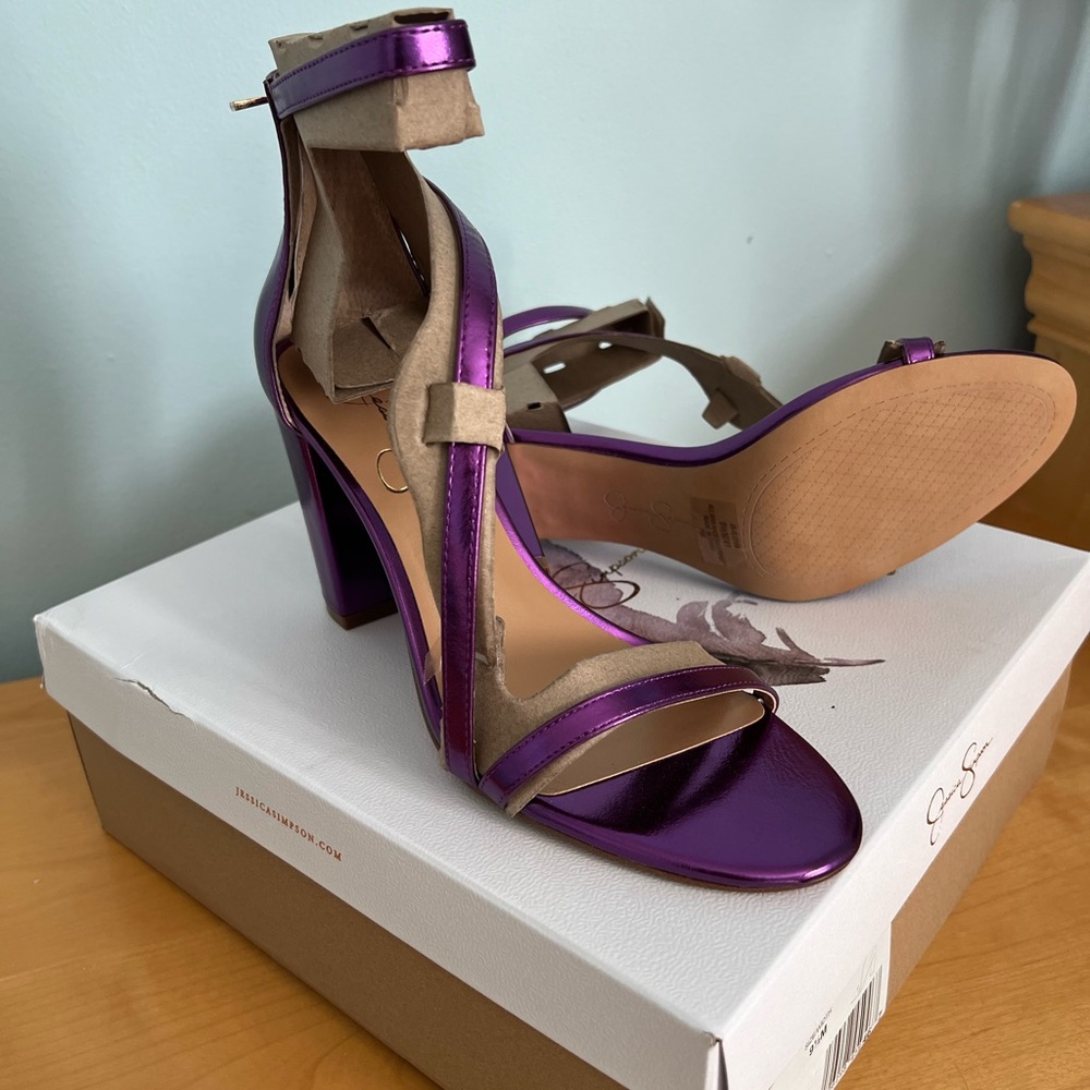 Adorable new never worn purple metallic Jessica Simpson heels